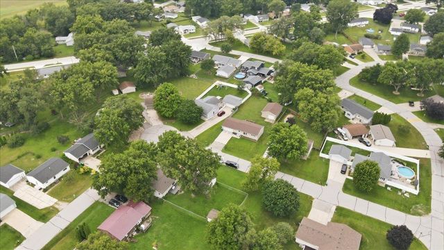 104 Corliss Avenue, Elk Run Heights, IA 50707