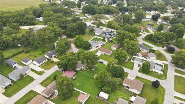 104 Corliss Avenue, Elk Run Heights, IA 50707