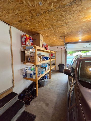 104 Corliss Avenue, Elk Run Heights, IA 50707