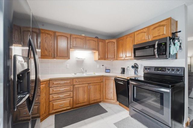 104 Corliss Avenue, Elk Run Heights, IA 50707