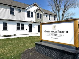 2907 Post Road 8, Warwick, RI 02886