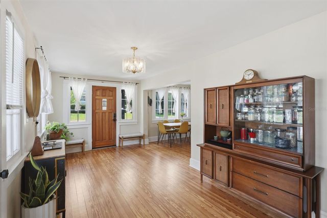 311 W UNIVERSITY AVENUE, Deland, FL 32720