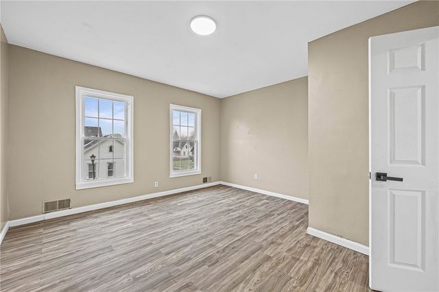 33 Laforce Street, Rochester, NY 14621