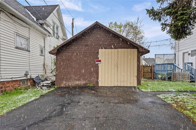 33 Laforce Street, Rochester, NY 14621