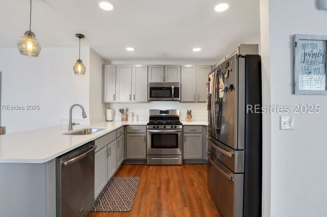 207 Mascot Ct, Okatie, SC 29909