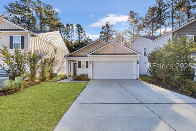 207 Mascot Ct, Okatie, SC 29909