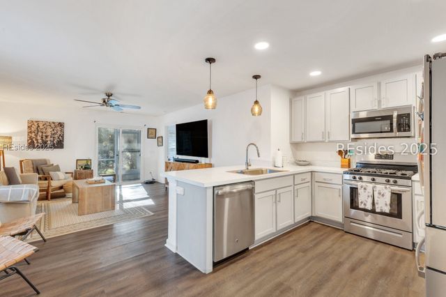 207 Mascot Ct, Okatie, SC 29909