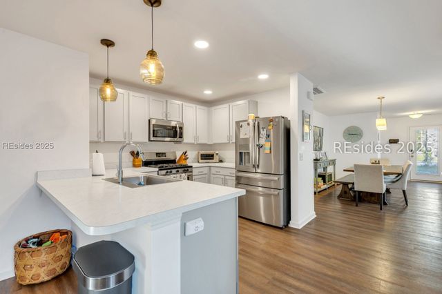 207 Mascot Ct, Okatie, SC 29909