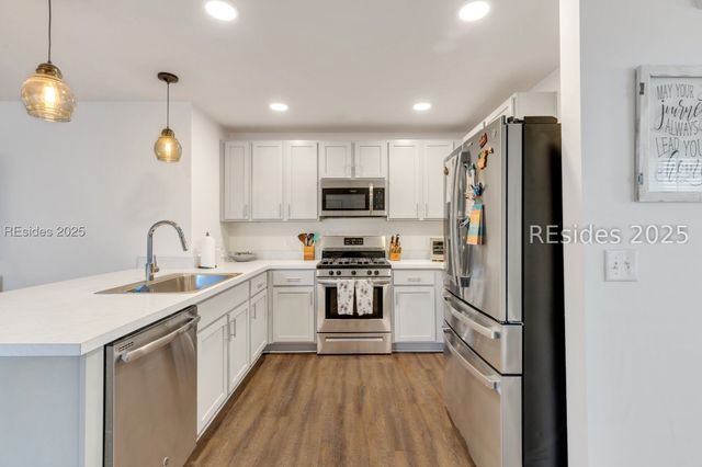 207 Mascot Ct, Okatie, SC 29909