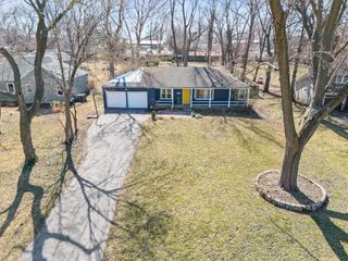 6825 W 82nd Street, Overland Park, KS 66204