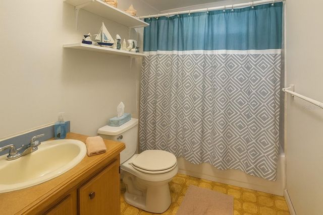 8348 EMMONS AVENUE, New Port Richey, FL 34653