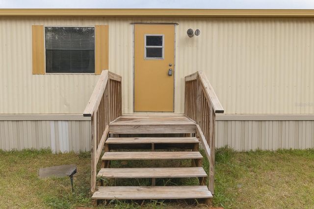 8348 EMMONS AVENUE, New Port Richey, FL 34653