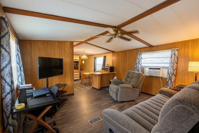 8348 EMMONS AVENUE, New Port Richey, FL 34653