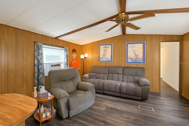 8348 EMMONS AVENUE, New Port Richey, FL 34653