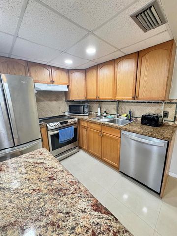 1036 HARWOOD D 1036, Deerfield Beach, FL 33442