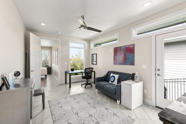 228 Overlook Avenue, West Des Moines, IA 50266