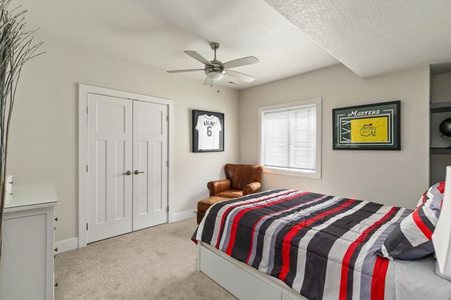 228 Overlook Avenue, West Des Moines, IA 50266