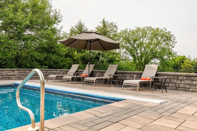228 Overlook Avenue, West Des Moines, IA 50266