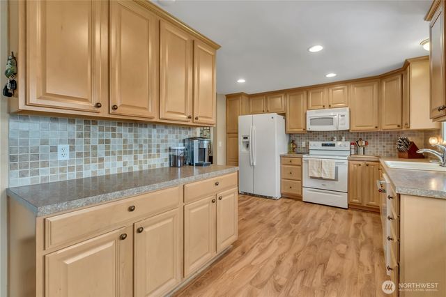 22314 50th Avenue Ct E, Spanaway, WA 98387