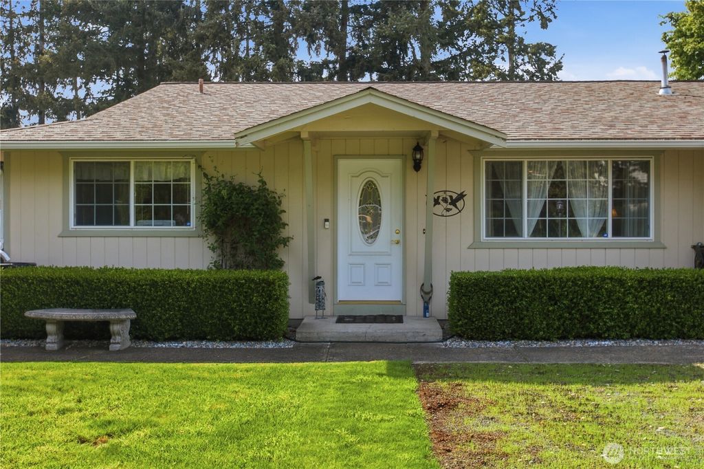22314 50th Avenue Ct E, Spanaway, WA 98387