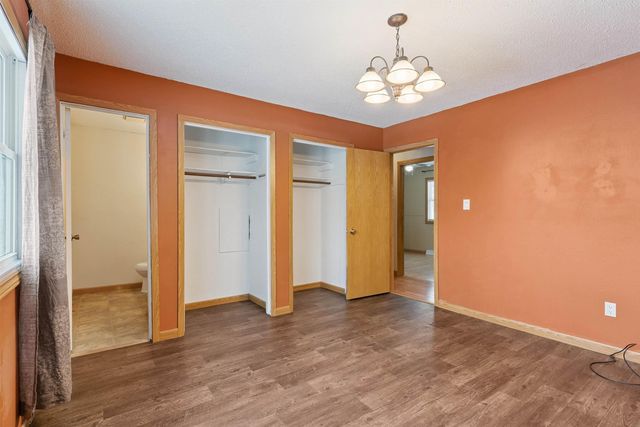 3917 Del Matro Road, Waterloo, IA 50701