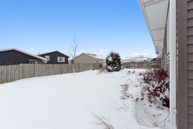 3917 Del Matro Road, Waterloo, IA 50701