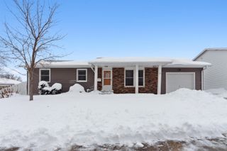 3917 Del Matro Road, Waterloo, IA 50701