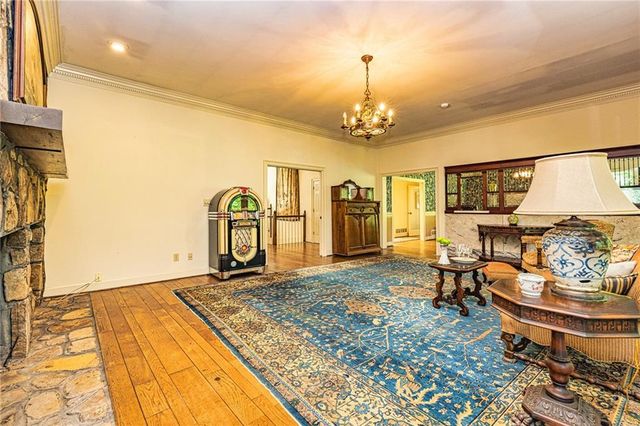 1015 Wahoo Hill, Newnan, GA 30263