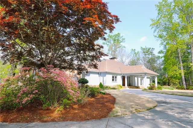 1015 Wahoo Hill, Newnan, GA 30263