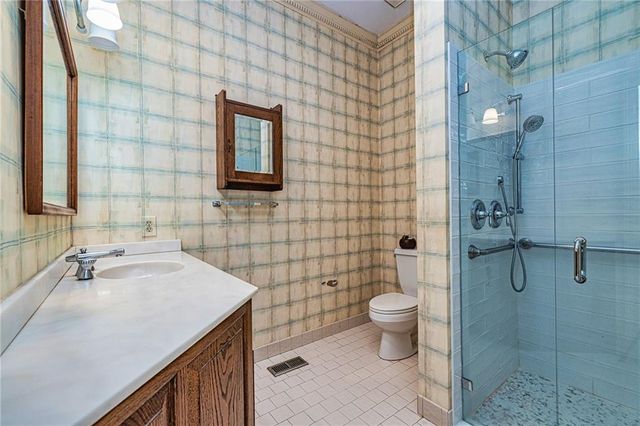 1015 Wahoo Hill, Newnan, GA 30263