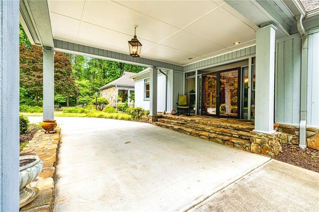 1015 Wahoo Hill, Newnan, GA 30263