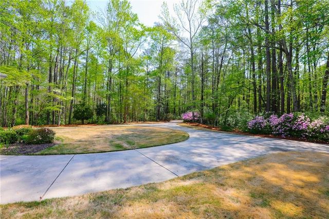 1015 Wahoo Hill, Newnan, GA 30263