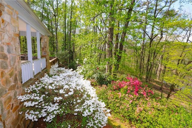 1015 Wahoo Hill, Newnan, GA 30263