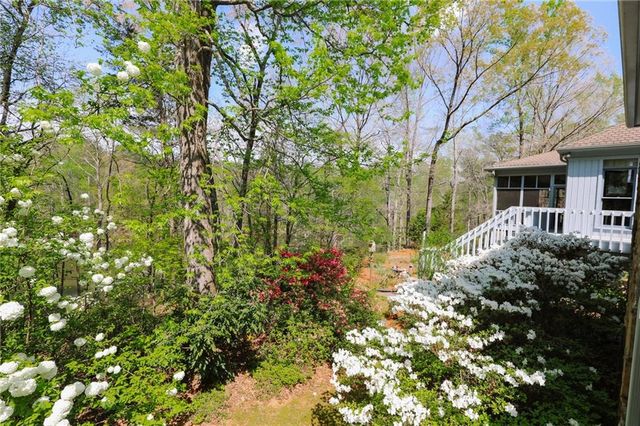 1015 Wahoo Hill, Newnan, GA 30263
