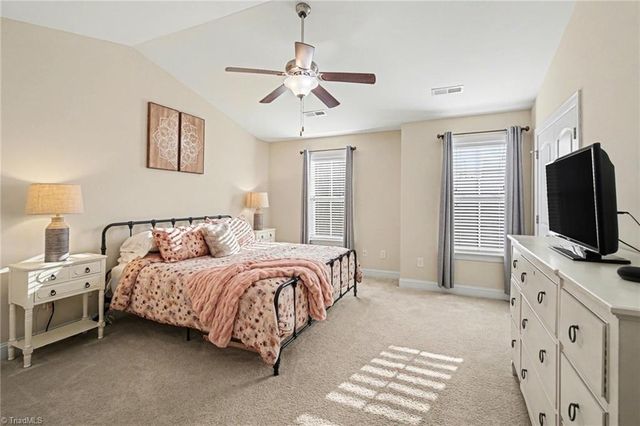 1154 Augustine Heights Drive, Winston-salem, NC 27103