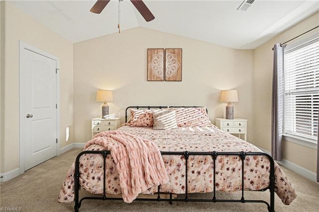 1154 Augustine Heights Drive, Winston-salem, NC 27103