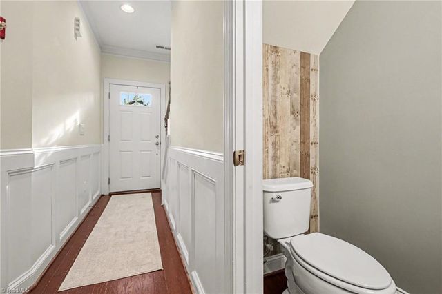 1154 Augustine Heights Drive, Winston-salem, NC 27103