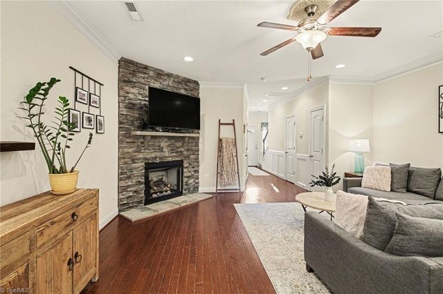 1154 Augustine Heights Drive, Winston-salem, NC 27103