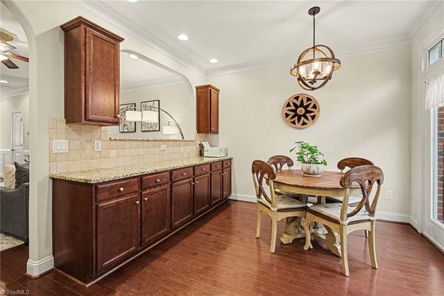 1154 Augustine Heights Drive, Winston-salem, NC 27103