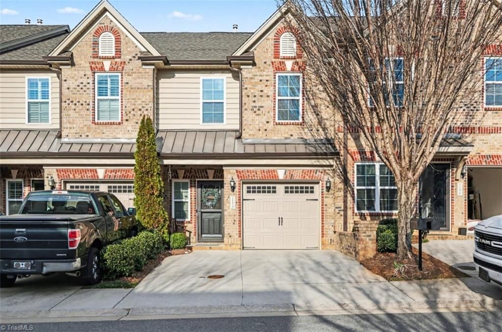 1154 Augustine Heights Drive, Winston-salem, NC 27103