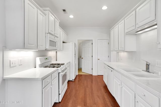 1009 N Sanderling Drive, Leland, NC 28451