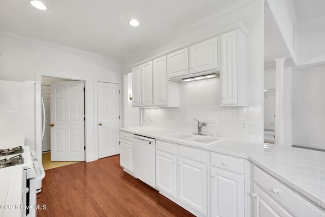 1009 N Sanderling Drive, Leland, NC 28451