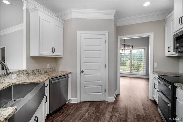 13157 FONDREN, Northport, AL 35475