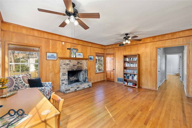 2005 1st Street, Brownwood, TX 76801