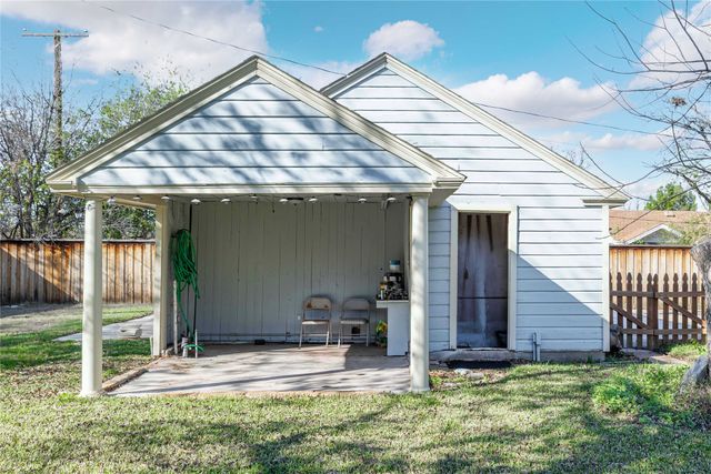 2005 1st Street, Brownwood, TX 76801