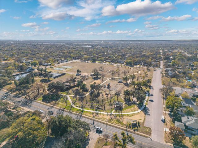 2005 1st Street, Brownwood, TX 76801