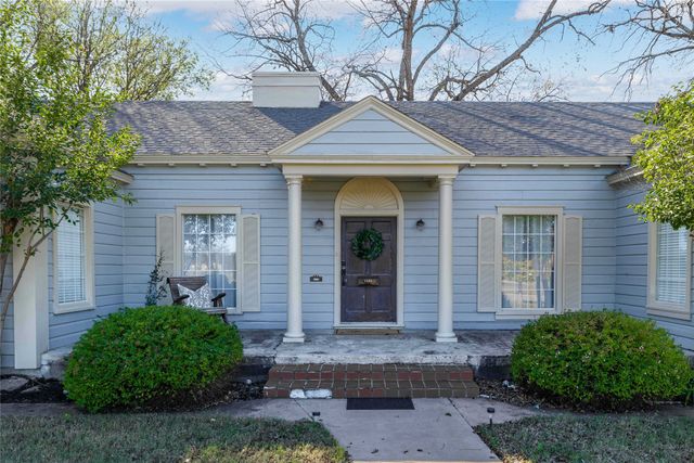 2005 1st Street, Brownwood, TX 76801