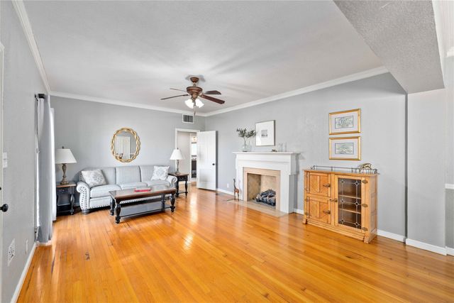 2005 1st Street, Brownwood, TX 76801