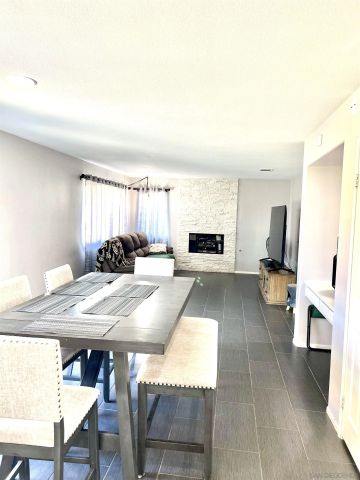 28454 saddlecrest, Menifee, CA 92585