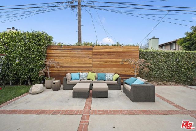 5221 Purdue Avenue, Culver City, CA 90230